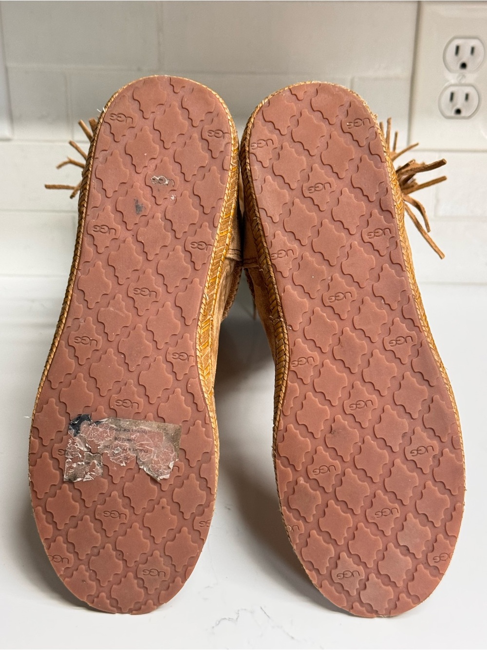UGG Boots Womens Fringe Mammoth Moccasin Tan Suede Boots - Size 9.5 - Picture 9 of 16